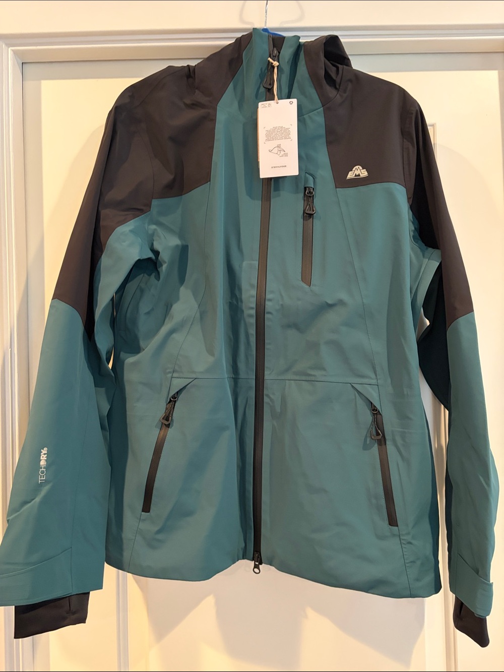 Eastern Mountain Sports Teal and Black Ski Jacket